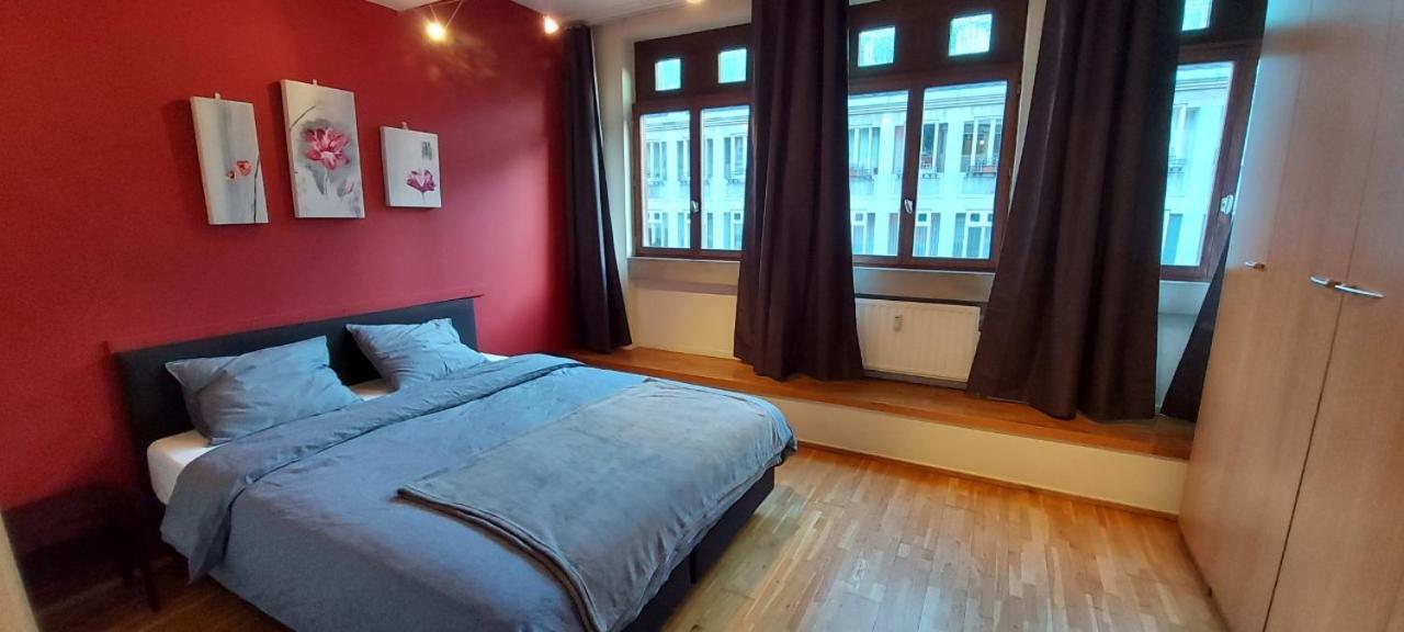 Duplex 2 Chambres Situe Au Centre Du Coeur Historique De Liège Kültér fotó