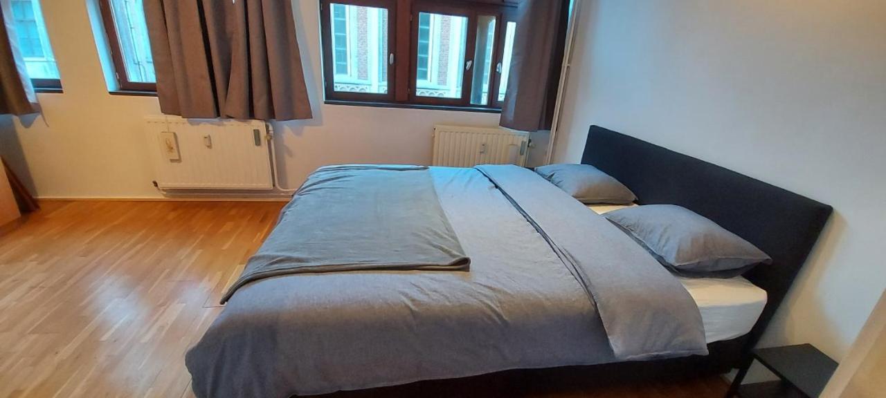 Duplex 2 Chambres Situe Au Centre Du Coeur Historique De Liège Kültér fotó