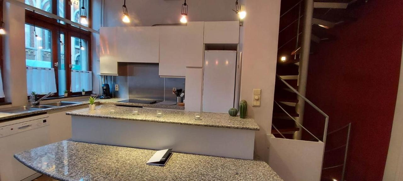 Duplex 2 Chambres Situe Au Centre Du Coeur Historique De Liège Kültér fotó