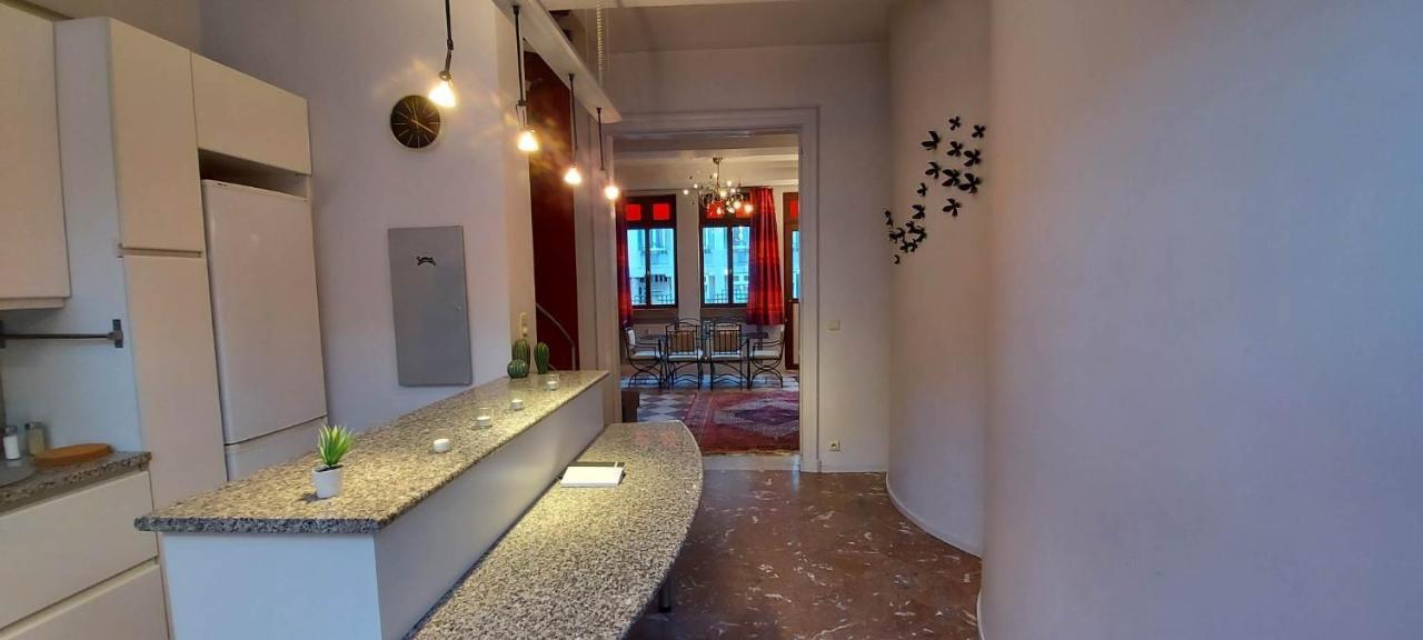 Duplex 2 Chambres Situe Au Centre Du Coeur Historique De Liège Kültér fotó